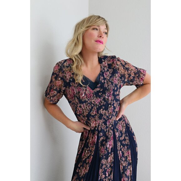 1990's Vintage Nostalgia Crinkle Floral Indian Rayon Dress Women's SM to MD 90s - Picture 2 of 10